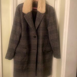 Levi Sherpa collar houndstooth print coat, size L
